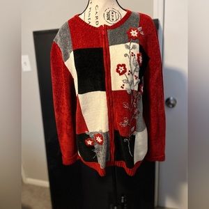 Alfred dunner woman’s red floral zip up sweater